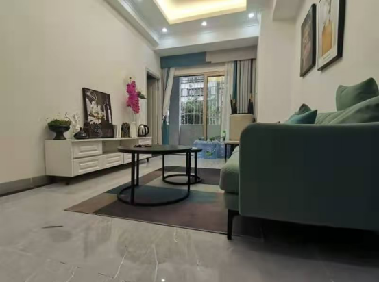 清湖花園里兩房?jī)蓮d69.8萬(wàn)起