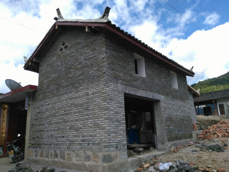 看丹村位于西南四環富豐橋外