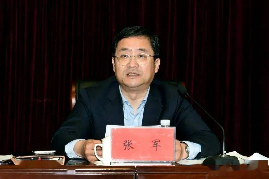 張富強(qiáng)的回遷房產(chǎn)權(quán)改為張軍名下