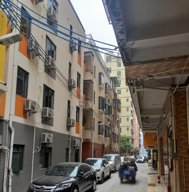 經過正規報建的村委統建樓